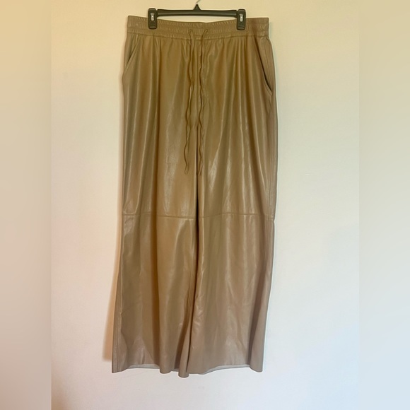GOOD AMERICAN | Faux Leather Warm Caramel Wide Leg Pants Size 5 (2XL) - Picture 6 of 13